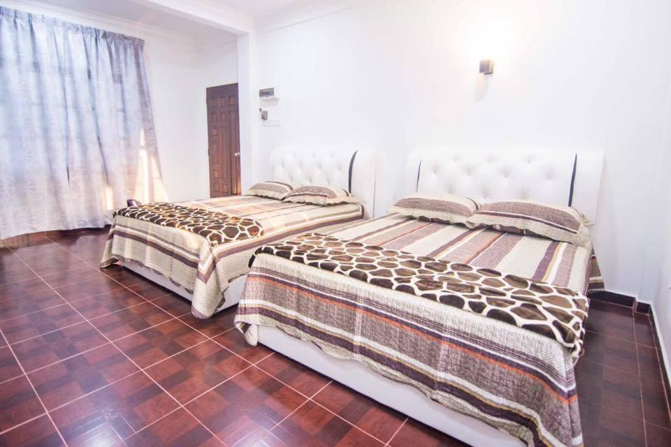 Wan Danisha Villa Inn Кота-Бару Екстер'єр фото
